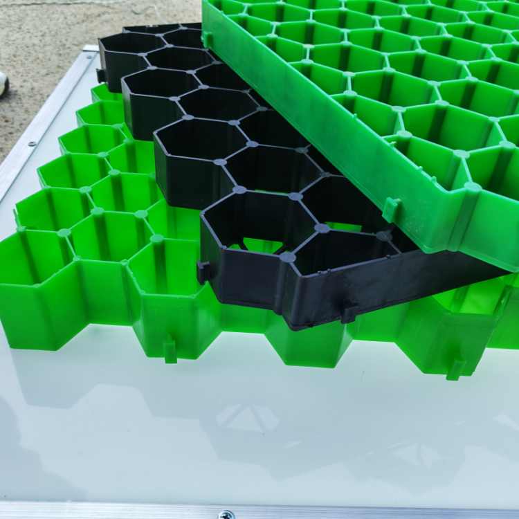 植草格生产厂家格塑土工材料有限公司